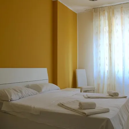 Frattini Comfy Family - 4 People شقة ميلان